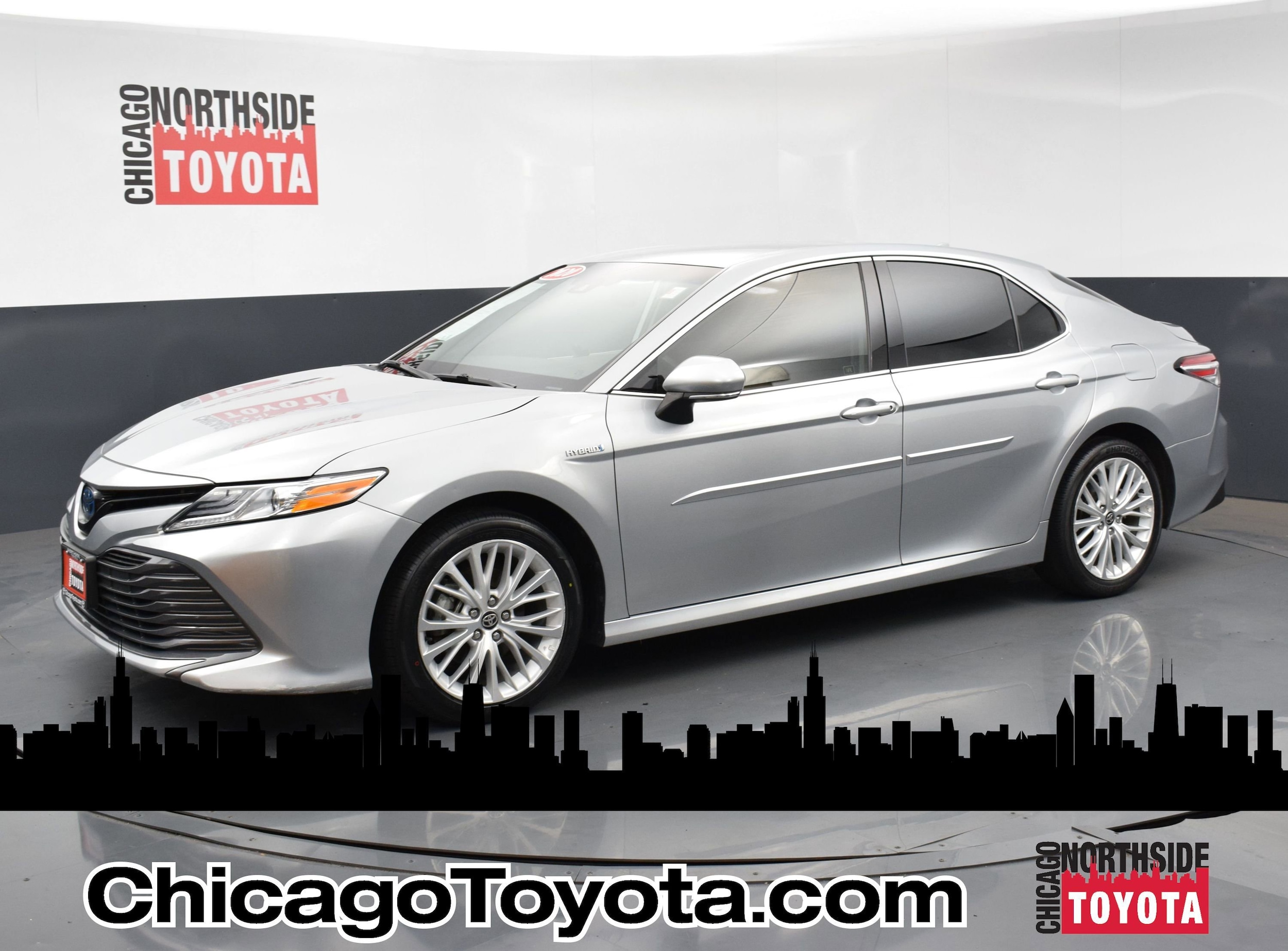 2020 Toyota Camry XLE's photo