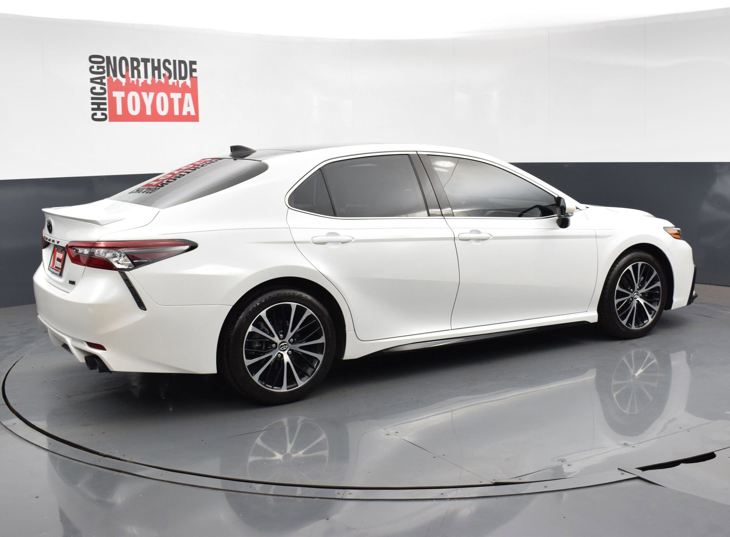 2022 Toyota Camry XSE photo 4