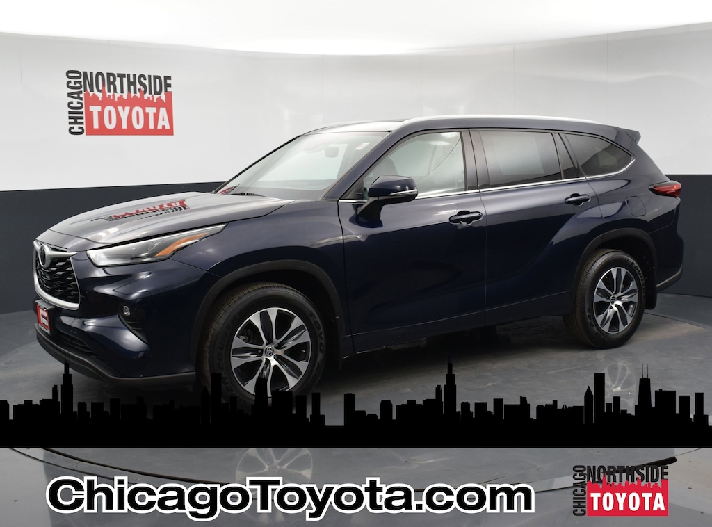 Used 2022 Toyota Highlander XLE Sport Utility