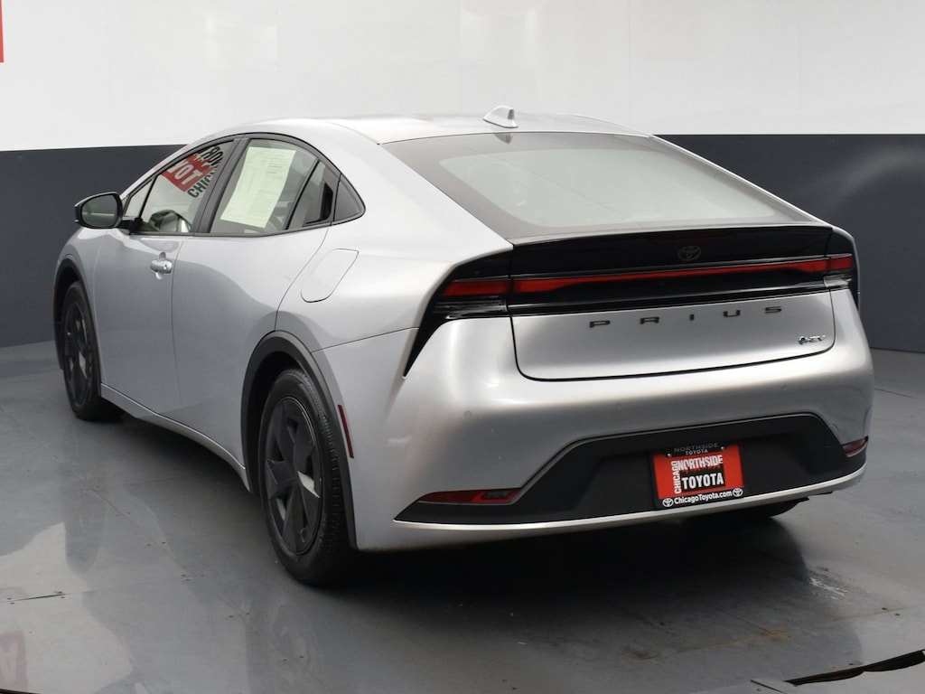Used 2025 Toyota Prius LE Hatchback