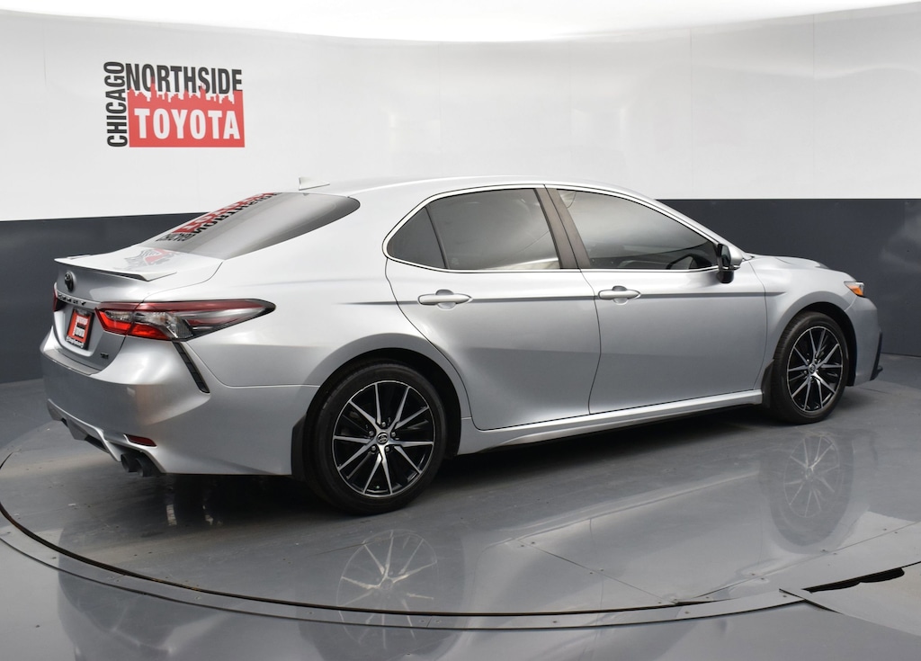 Used 2024 Toyota Camry SE Car