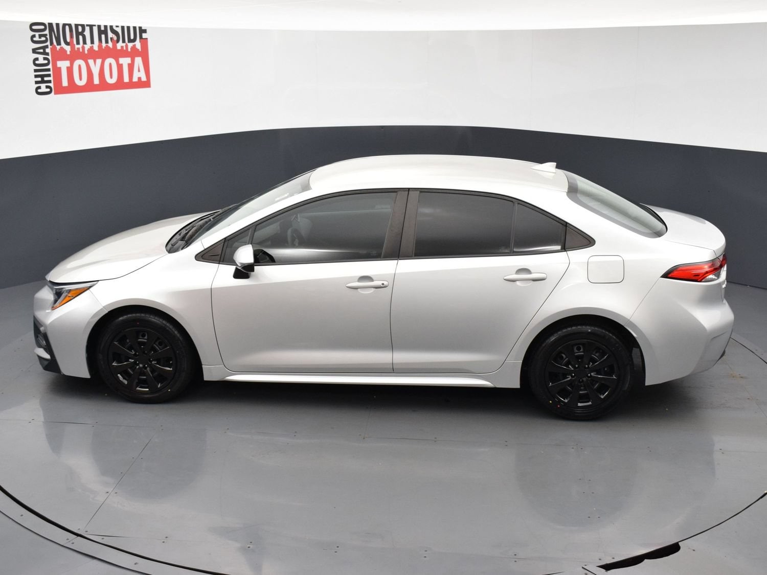 2023 Toyota Corolla LE - Photo 17