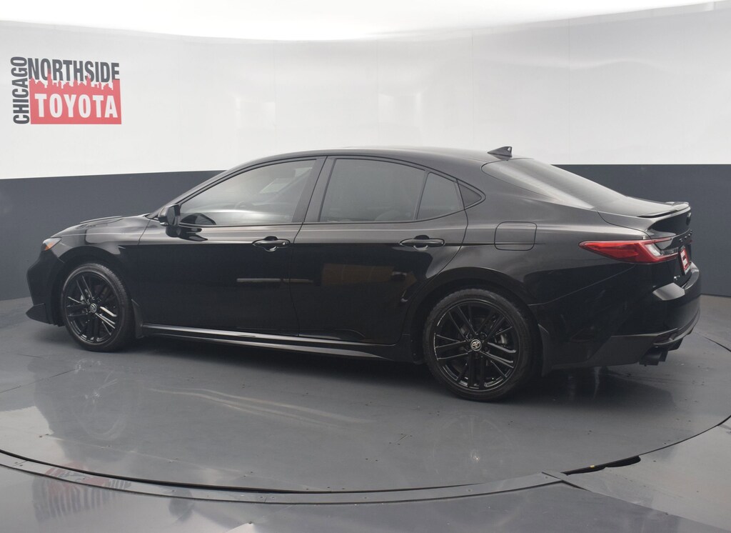 Used 2025 Toyota Camry SE Car