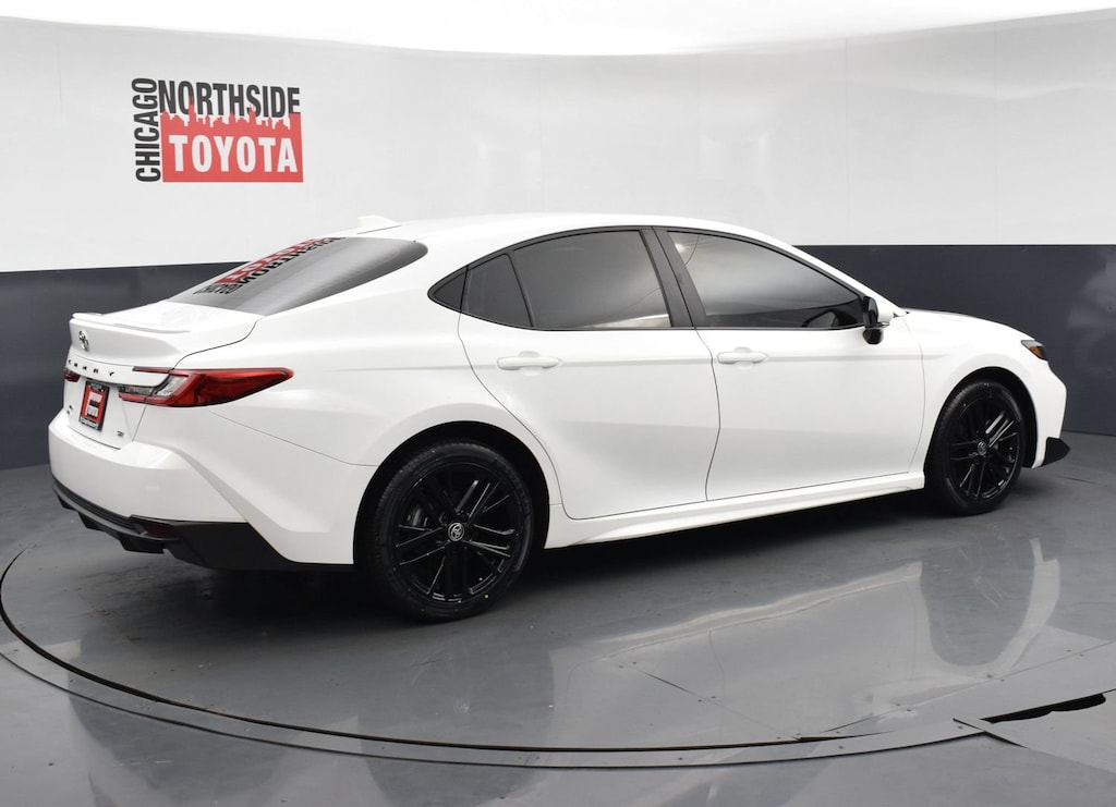 Used 2025 Toyota Camry SE Car