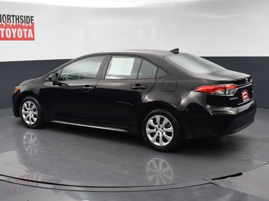 Used 2024 Toyota Corolla LE Car