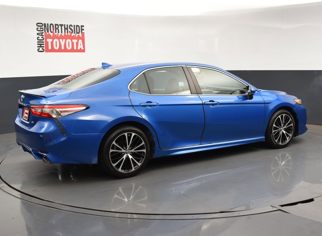 Used 2019 Toyota Camry SE Car