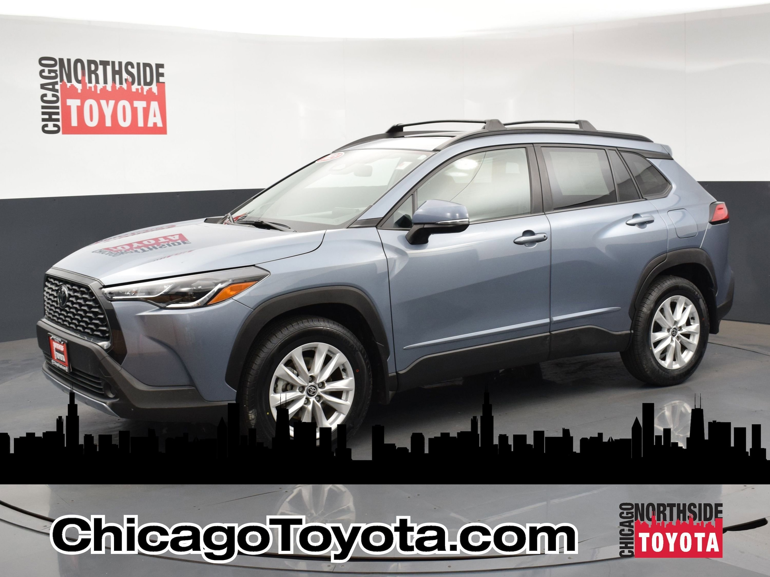 2023 Toyota Corolla Cross LE's photo