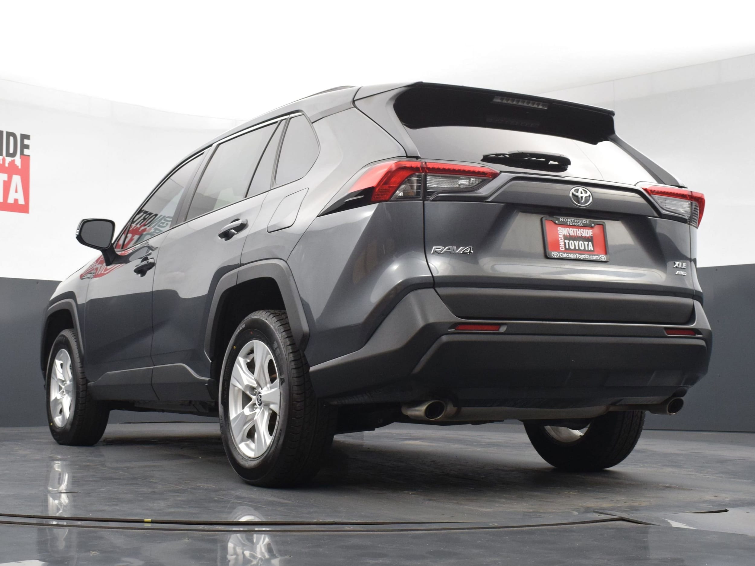 2021 Toyota RAV4 XLE - Photo 26