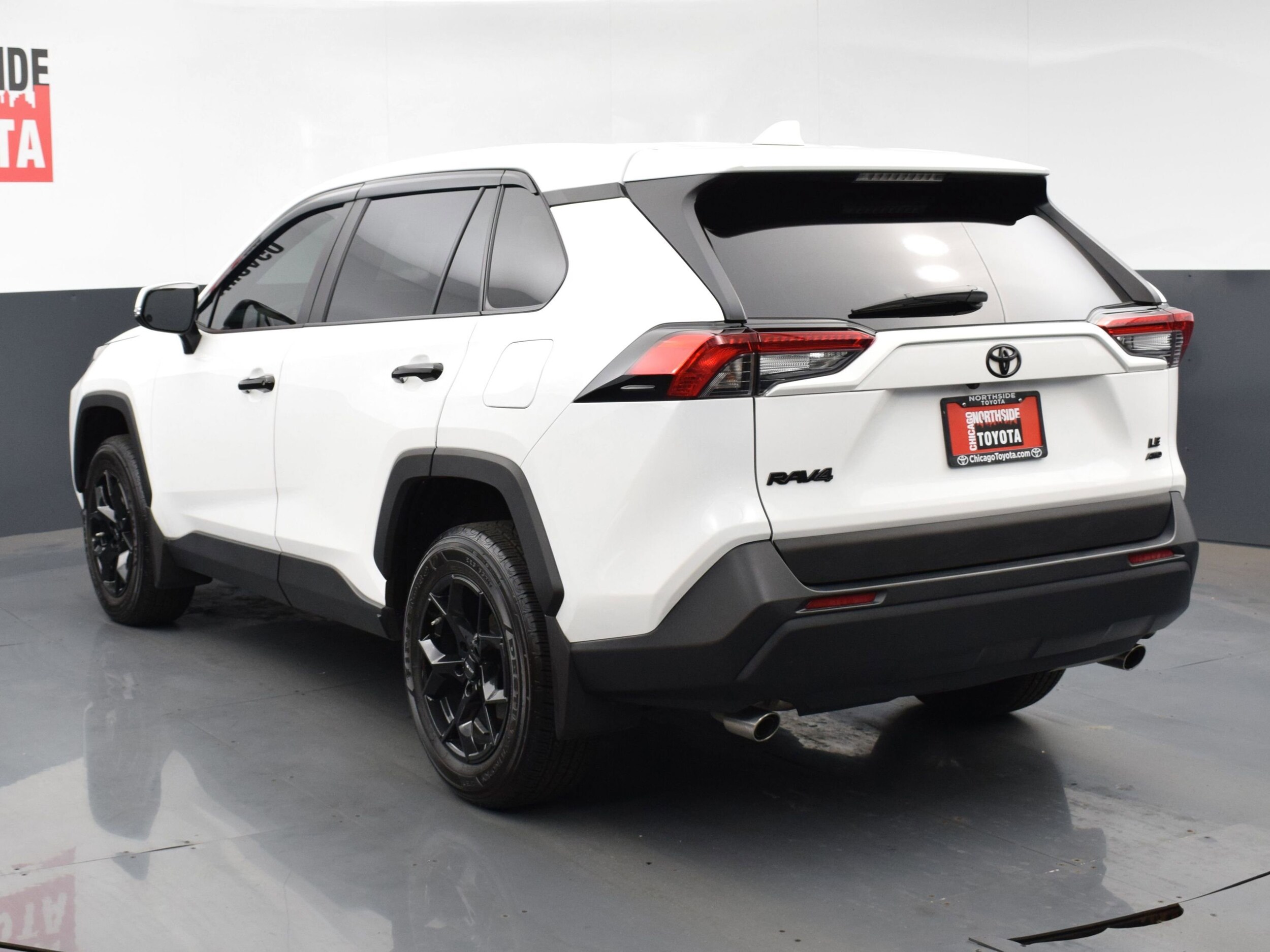 2024 Toyota RAV4 LE photo 3