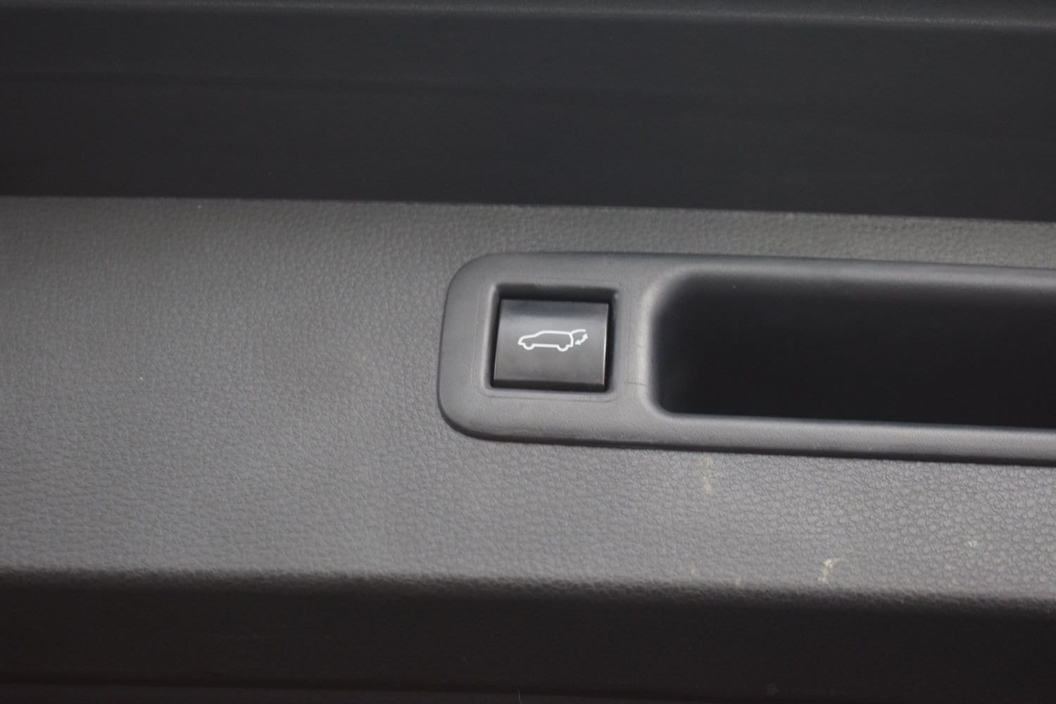 2023 Toyota Highlander XLE - Photo 13