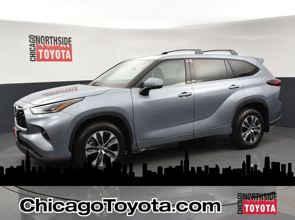 Used 2021 Toyota Highlander XLE Sport Utility