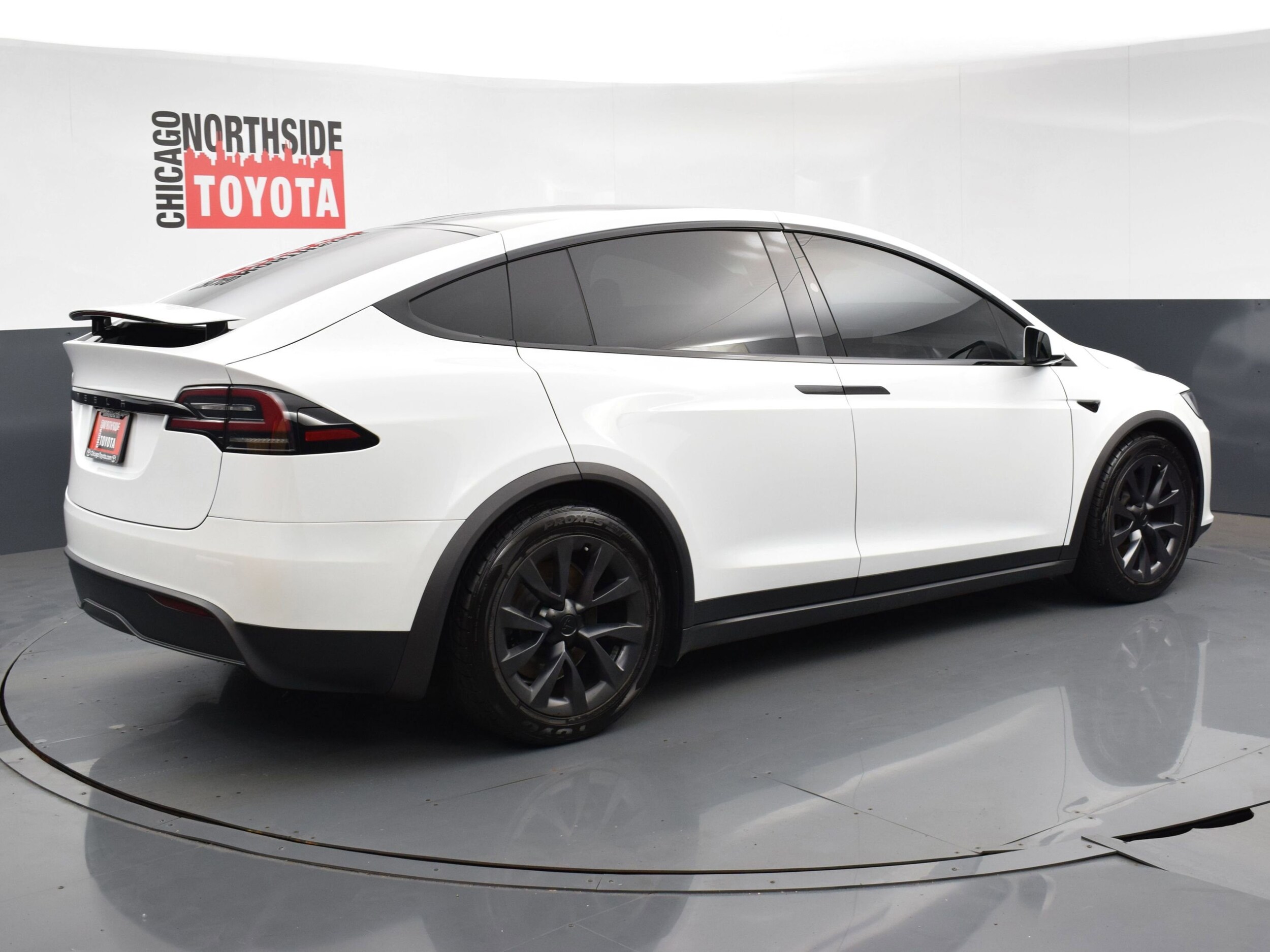 2023 Tesla Model X photo 4