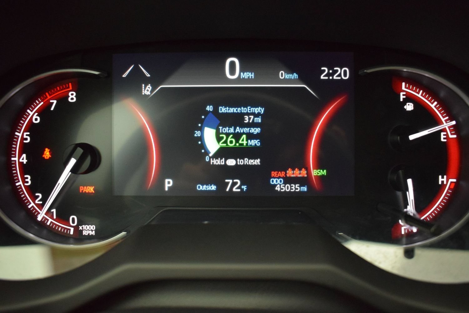 2024 Toyota RAV4 XLE - Photo 16
