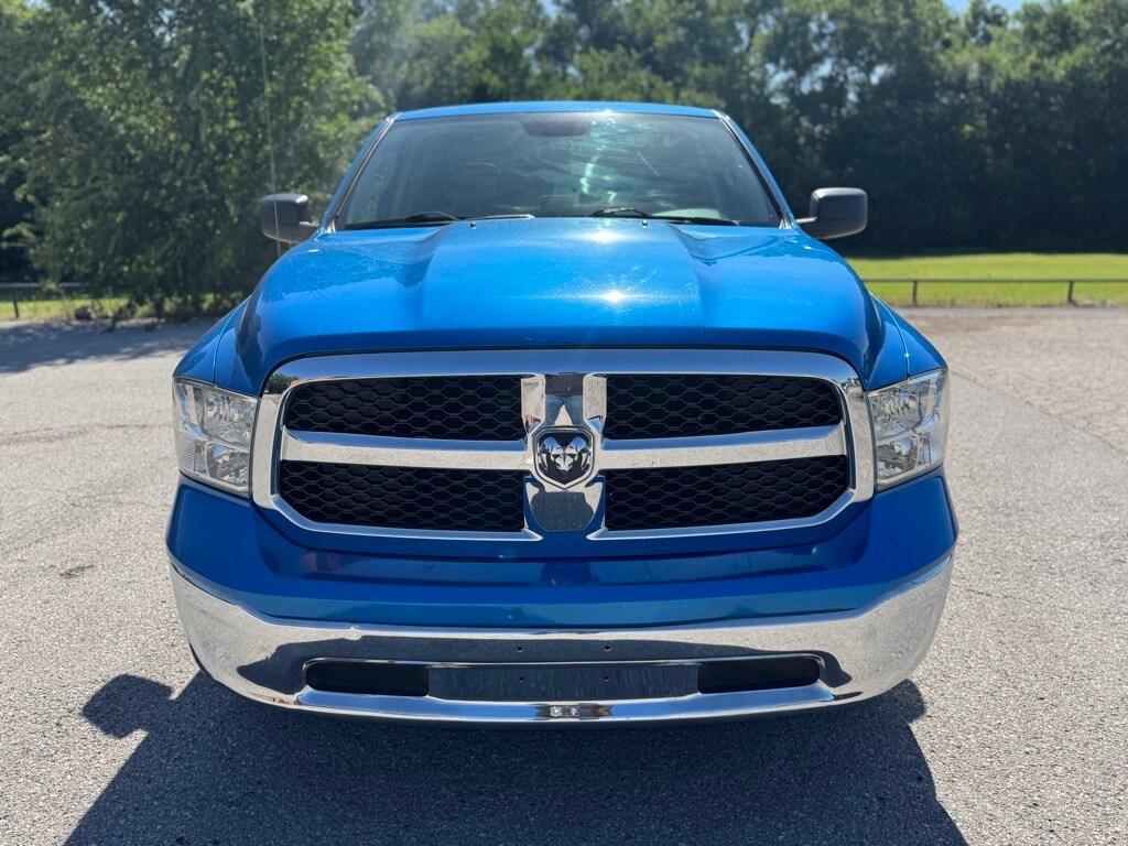 2022 Ram 1500 Classic SLT photo 2