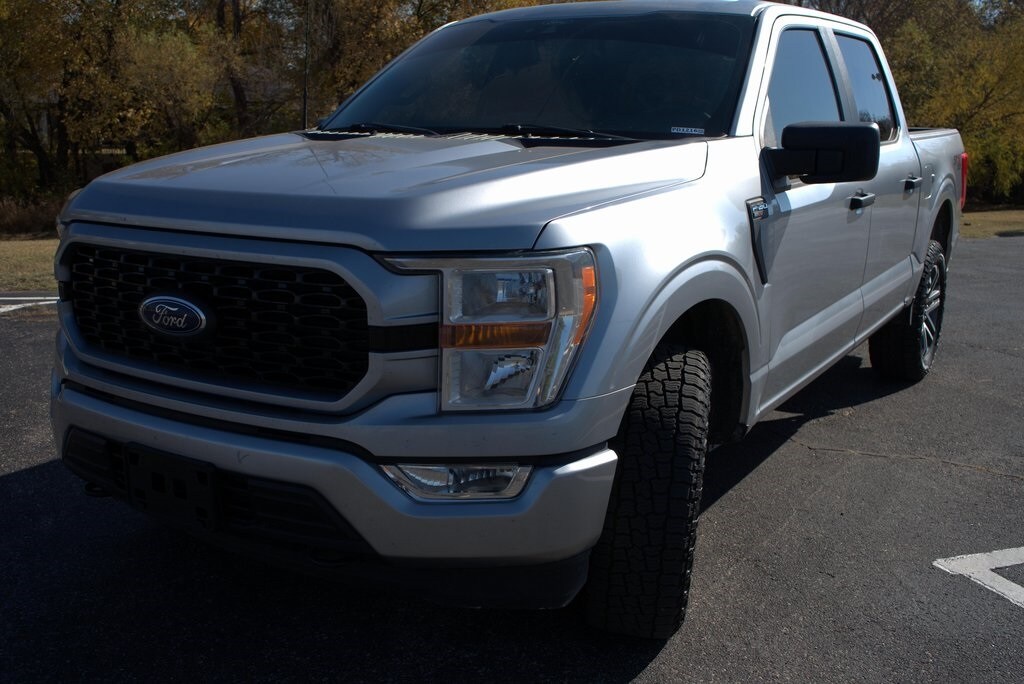 2021 Ford F-150 XL photo 3