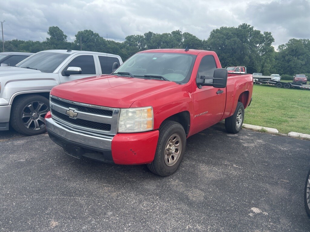 2008 Chevrolet Silverado 1500 Work Truck photo 3