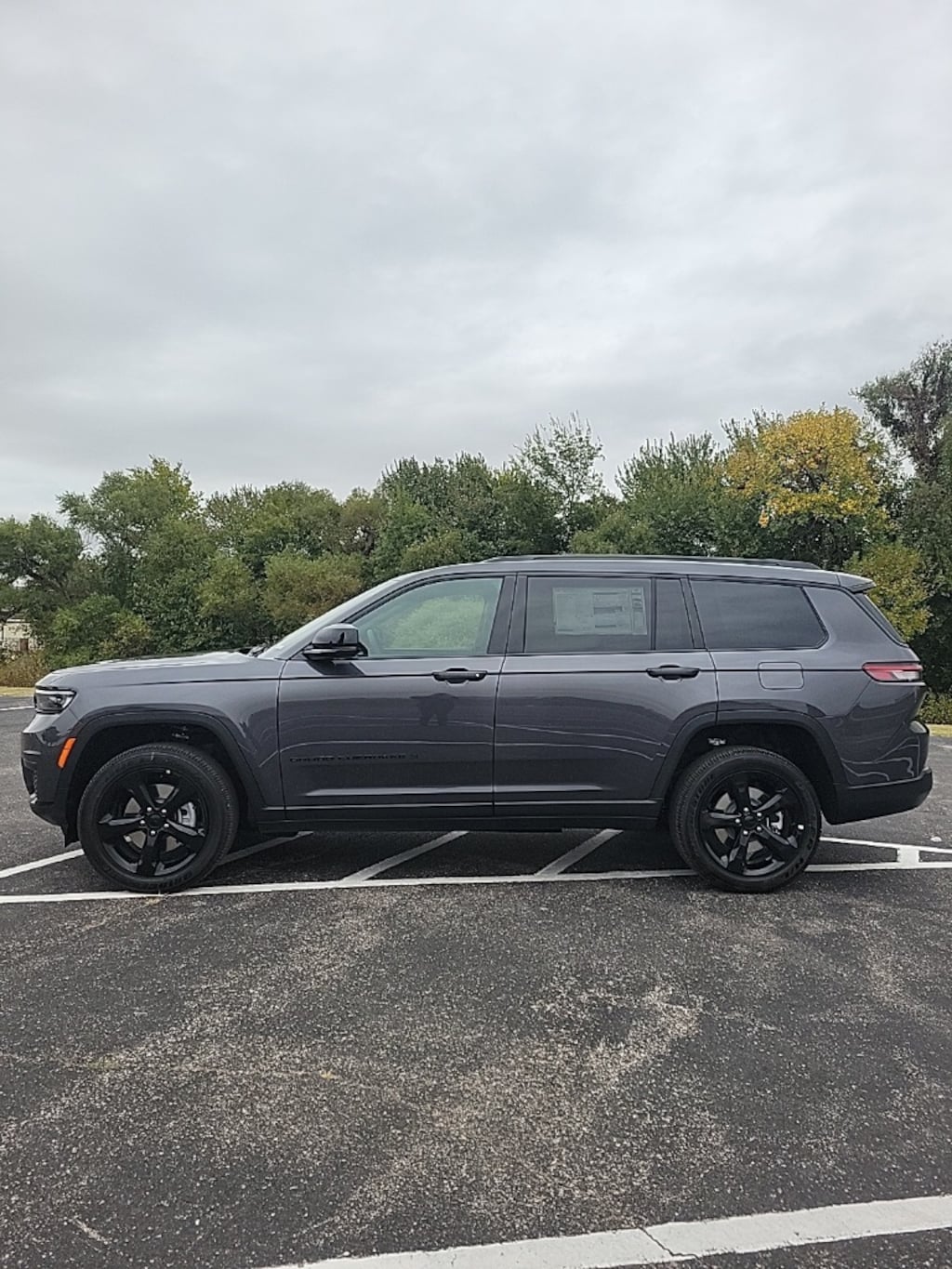 New 2025 Jeep Grand Cherokee L ALTITUDE X 4X4 Sport Utility