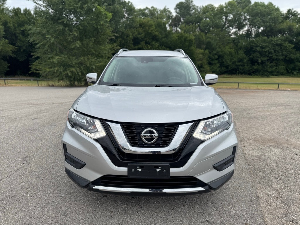 Used 2020 Nissan Rogue SV with VIN JN8AT2MV0LW143050 for sale in Chickasha, OK