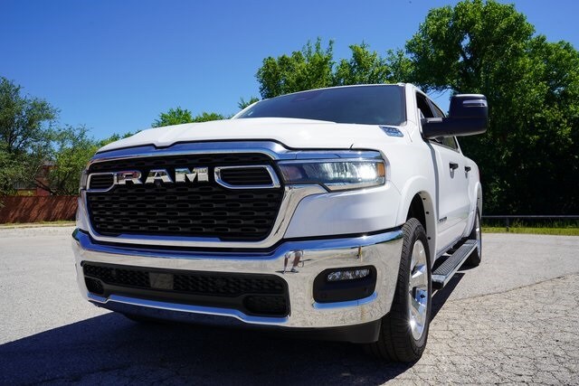 2025 Ram 1500 Big Horn photo 2