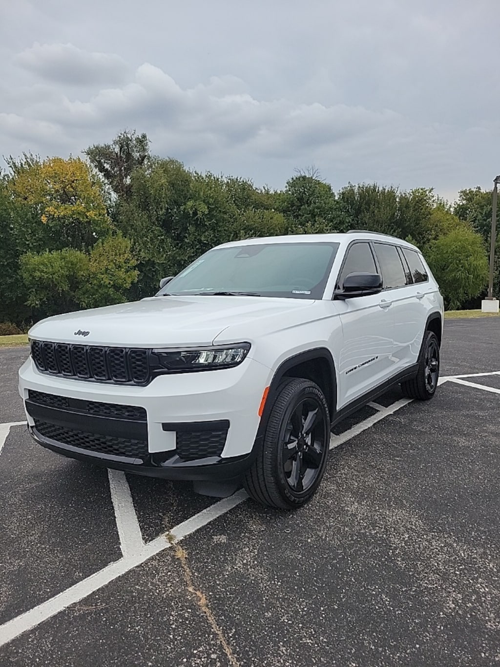 New 2025 Jeep Grand Cherokee L ALTITUDE X 4X4 Sport Utility