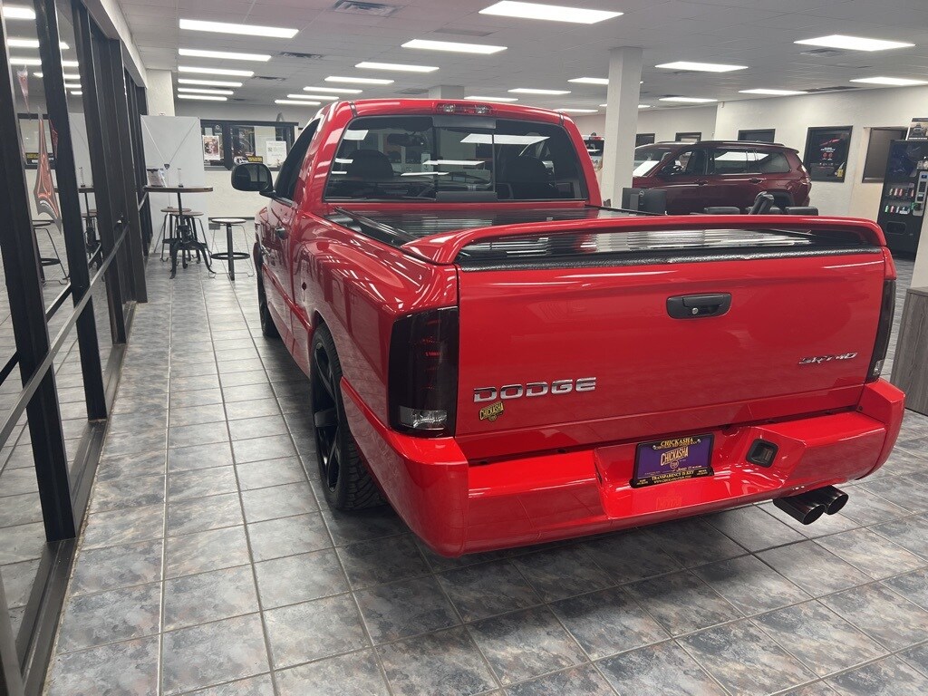 2004 Dodge Ram photo 3