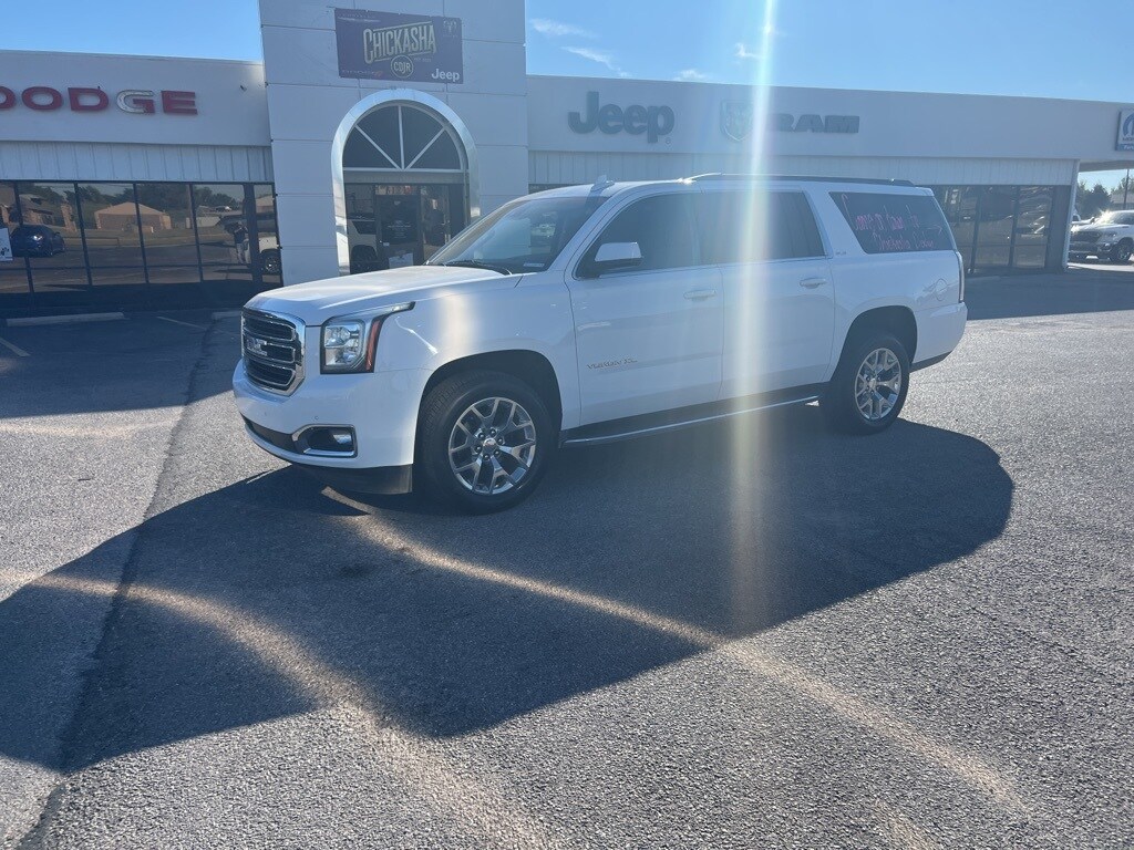 2020 Gmc Yukon XL SLE photo 3