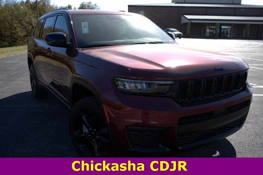 New 2025 Jeep Grand Cherokee L ALTITUDE X 4X4 Sport Utility