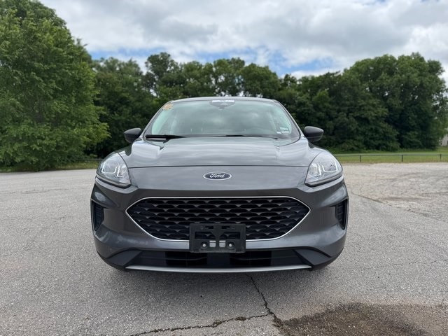 Used 2022 Ford Escape SE with VIN 1FMCU0BZ3NUB16916 for sale in Chickasha, OK