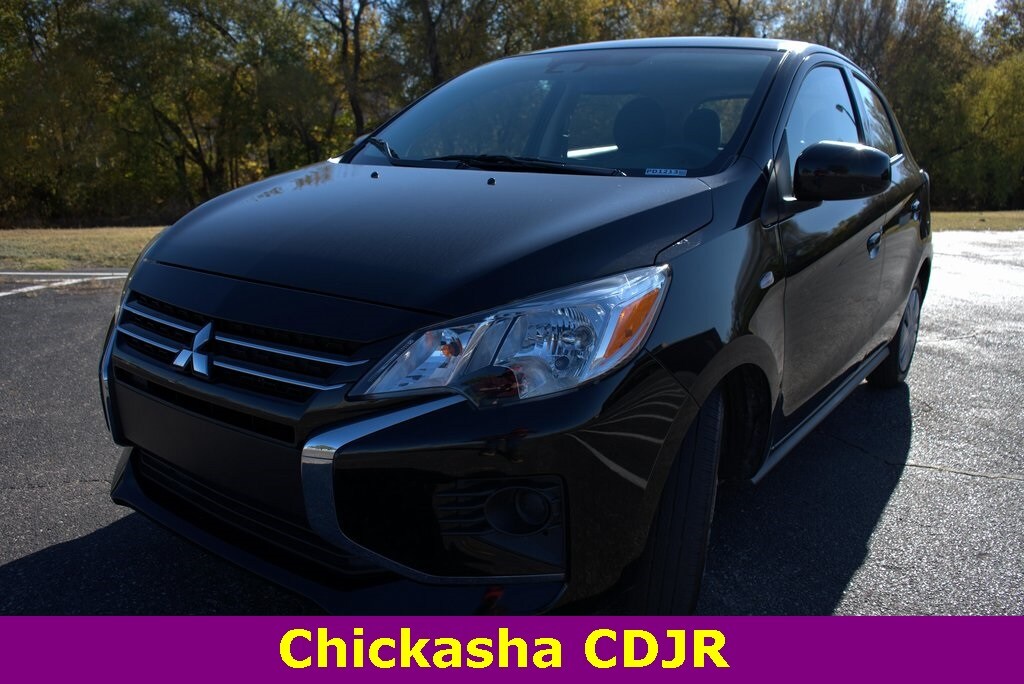 2024 Mitsubishi Mirage ES photo 3