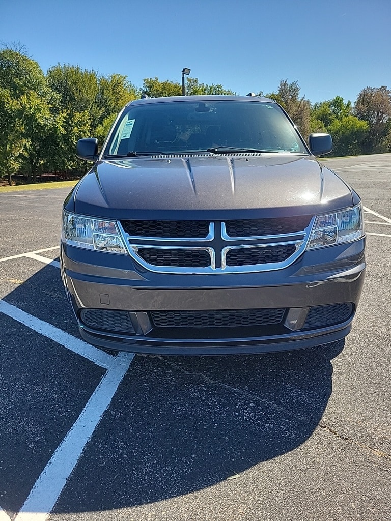 Used 2020 Dodge Journey SE with VIN 3C4PDCAB2LT207288 for sale in Chickasha, OK
