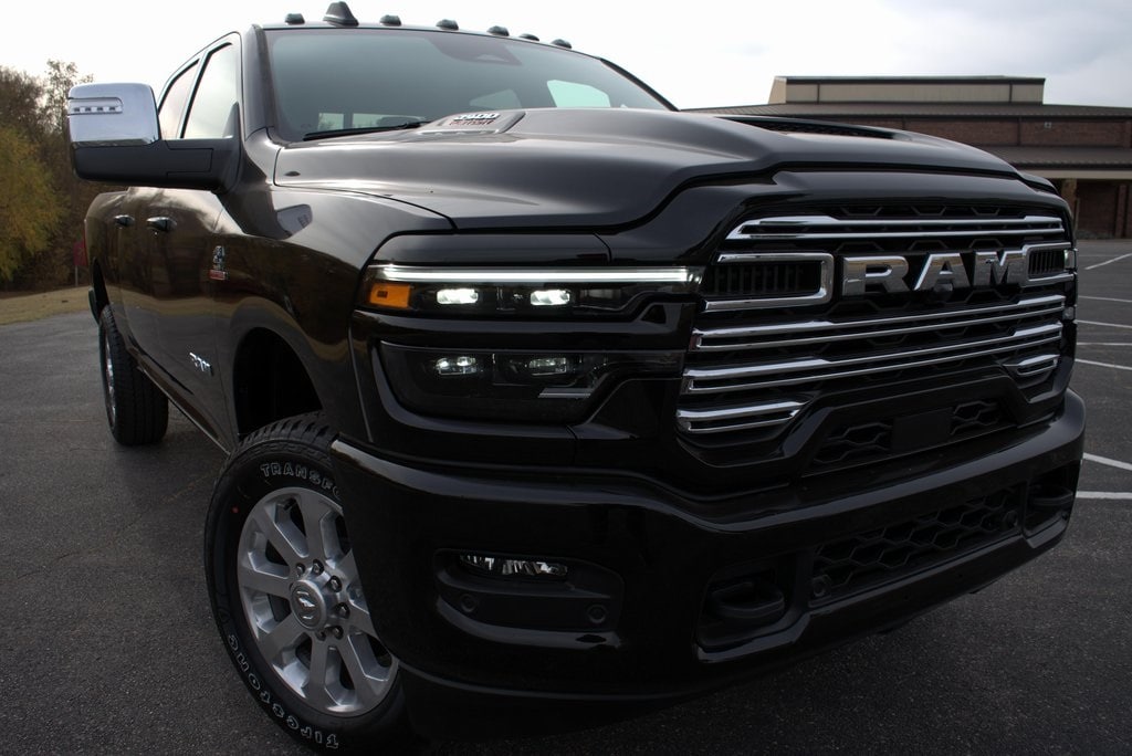 2026 RAM Ram 2500 Pickup Laramie's photo