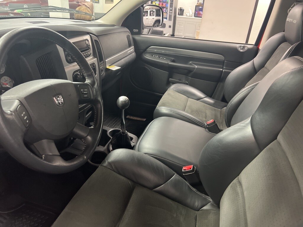 2004 Dodge Ram photo 2