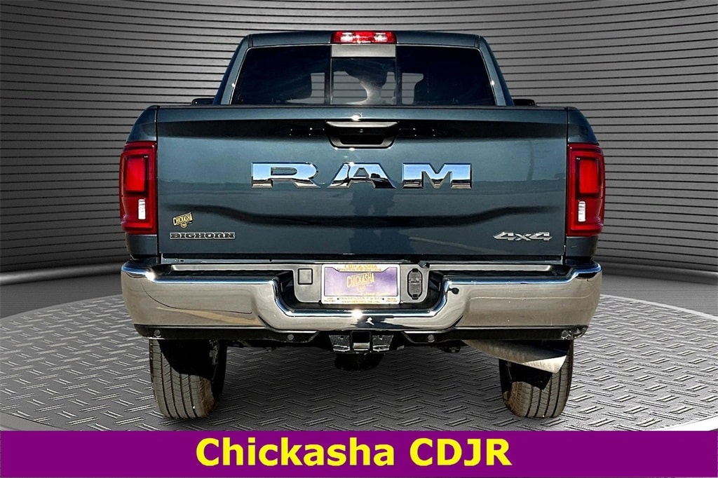 New 2026 Ram 2500 BIG HORN CREW CAB 4X4 6'4 BOX Pickup