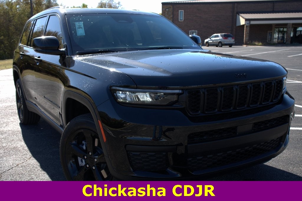 2025 Jeep Grand Cherokee L Altitude's photo
