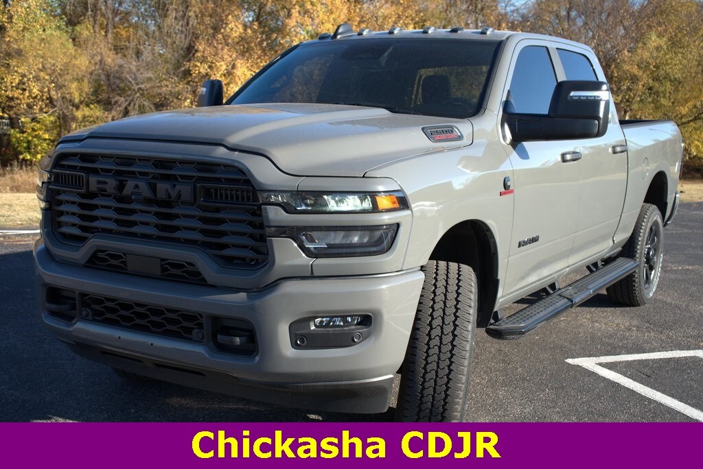 2025 Ram 2500 Big Horn photo 3