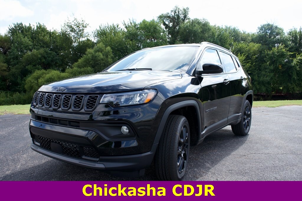 2026 Jeep Compass Latitude Altitude photo 2