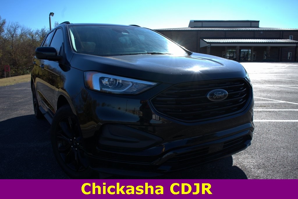 2023 Ford Edge SE's photo