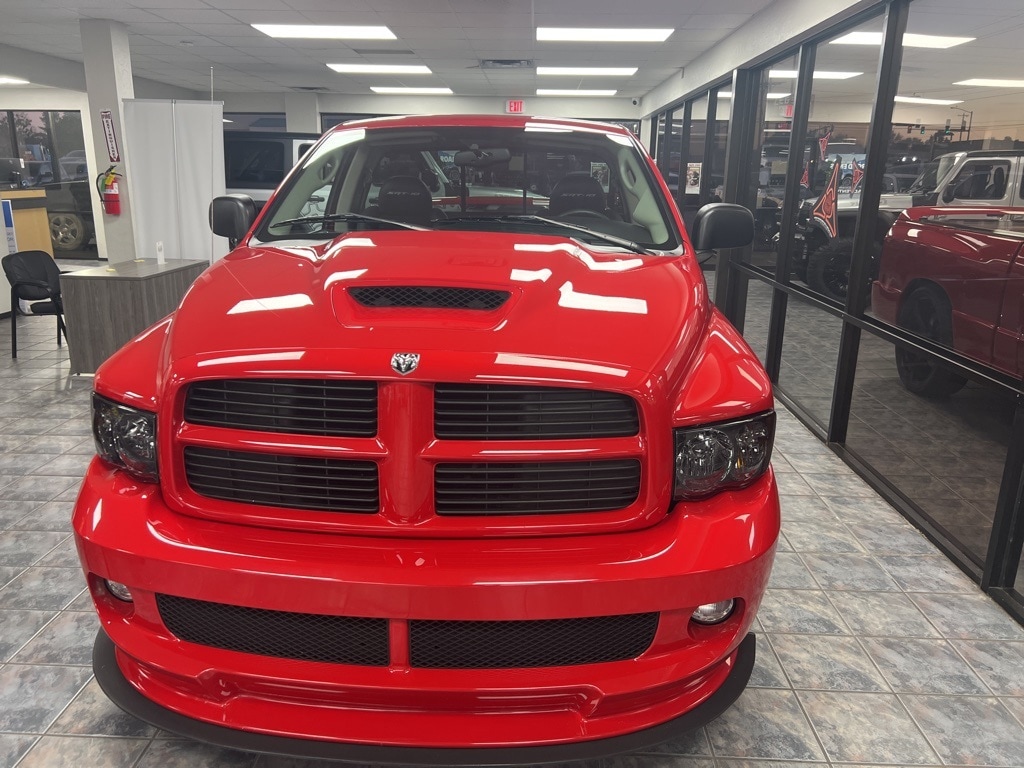 2004 Dodge Ram SRT-10 Base