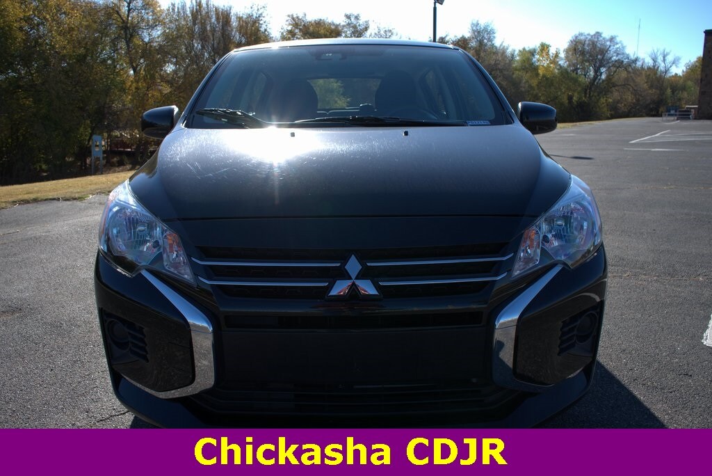 2024 Mitsubishi Mirage ES photo 2