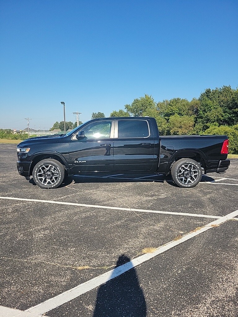 2026 Ram 1500 Laramie photo 4
