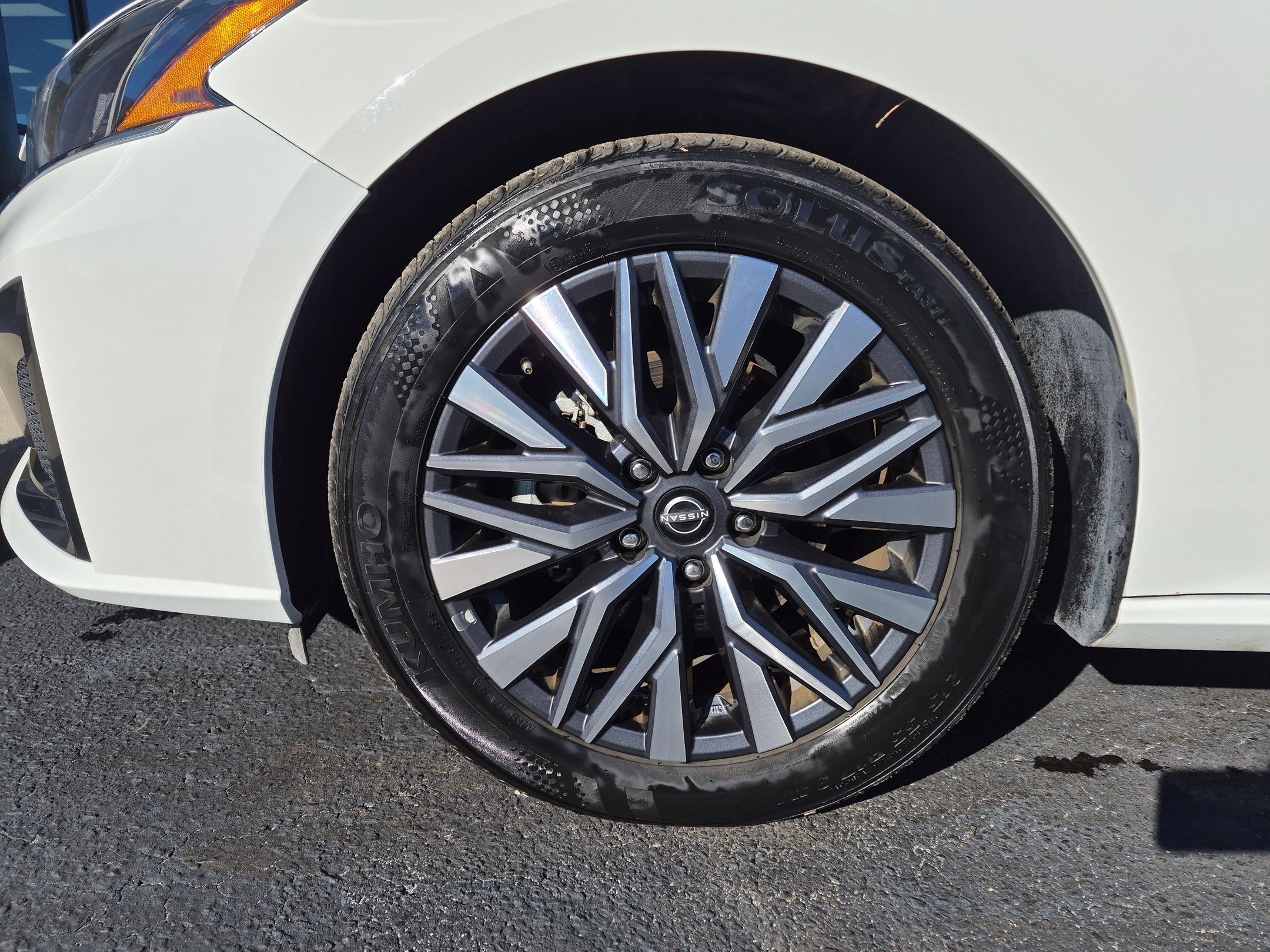 2025 Nissan Altima SV - Photo 5