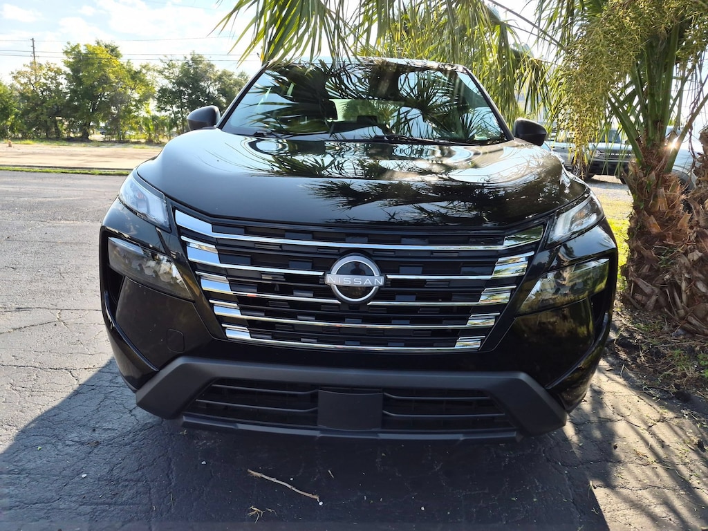 Used 2025 Nissan Rogue S SUV