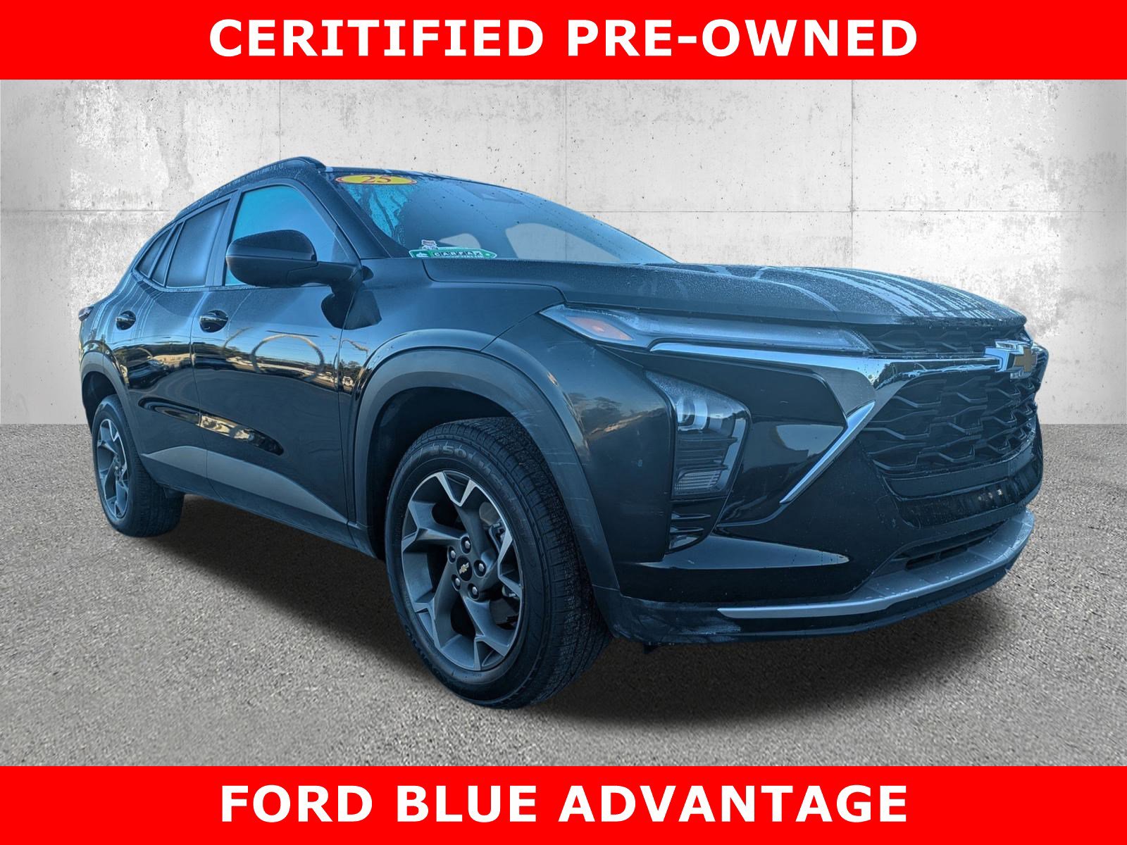 2025 Chevrolet Trax LT's photo