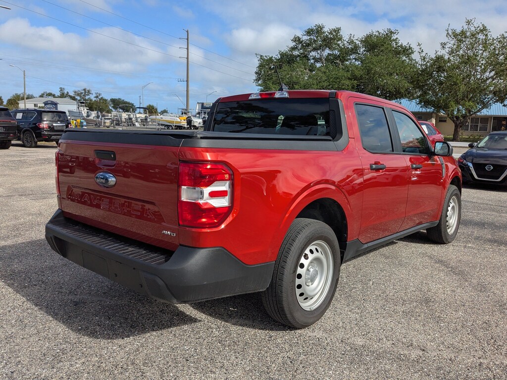 Used 2024 Ford Maverick XL Truck SuperCrew