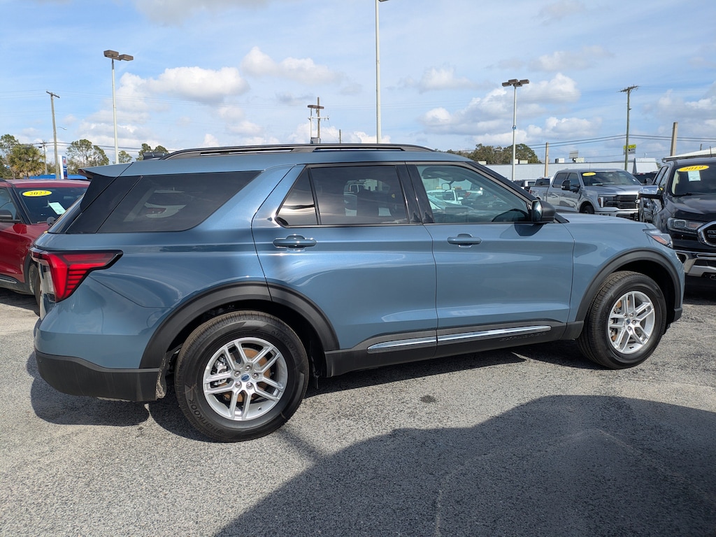 Used 2025 Ford Explorer Active SUV