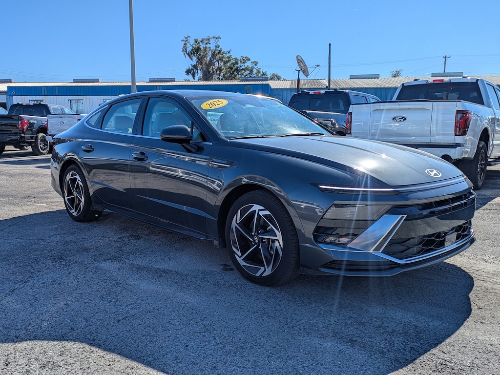 Used 2025 Hyundai Sonata SEL Convenience Sedan