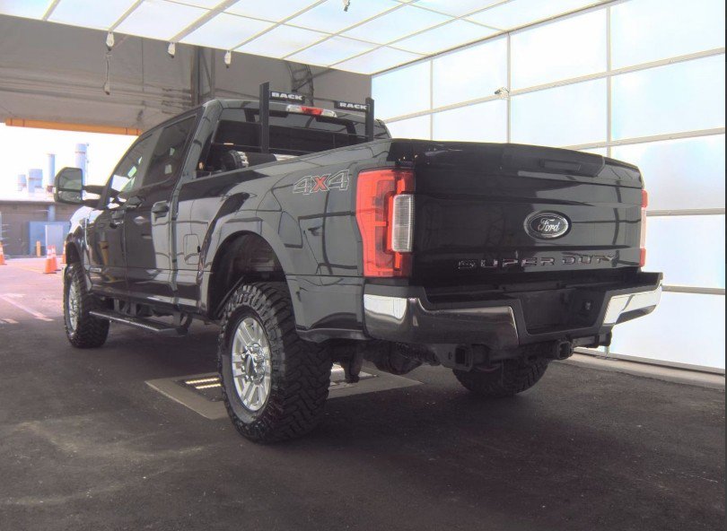 2017 Ford F-250 XL photo 4
