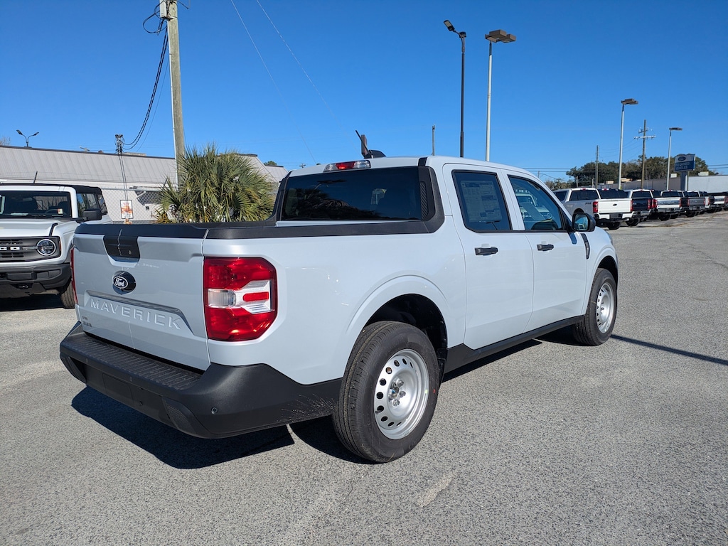 New 2026 Ford Maverick XL Truck SuperCrew
