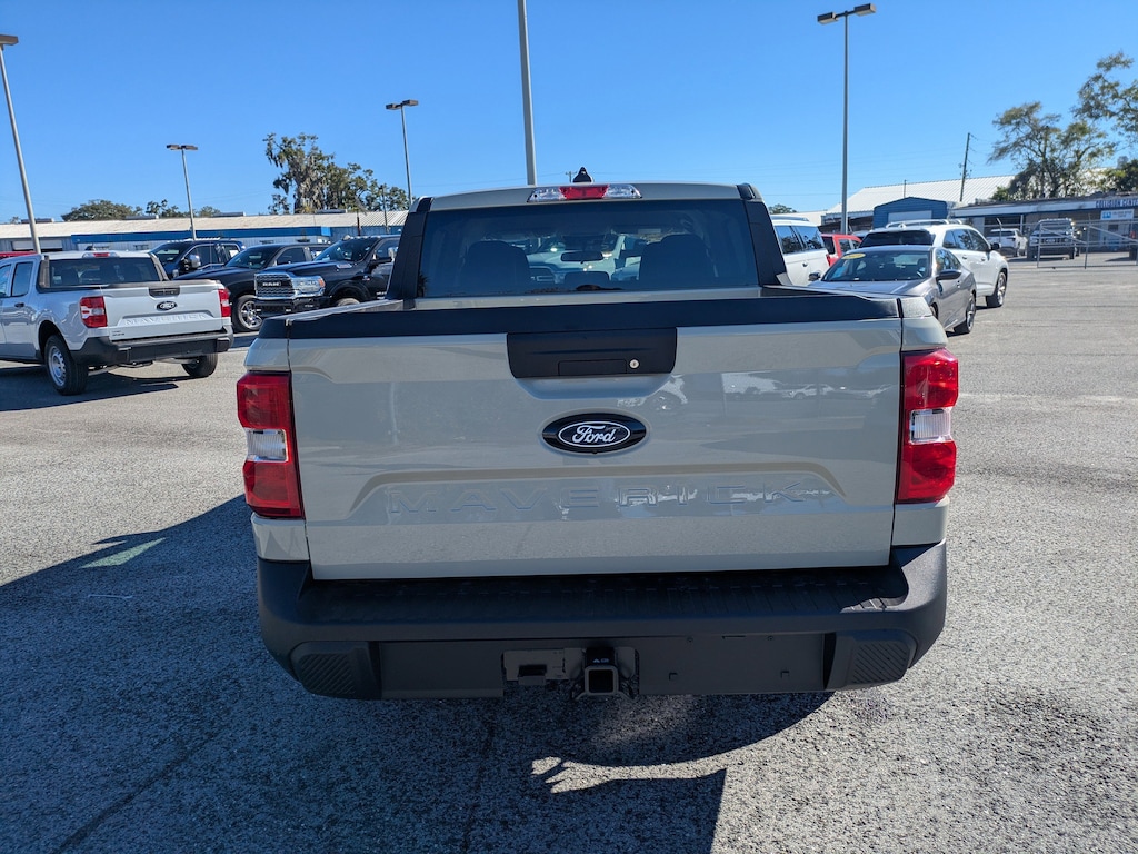 New 2025 Ford Maverick XL Truck SuperCrew