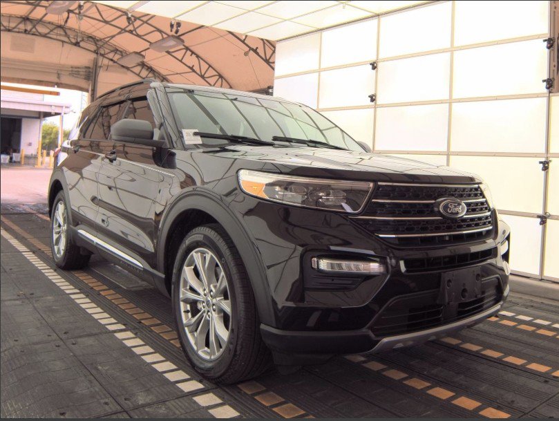 2024 Ford Explorer XLT photo 4